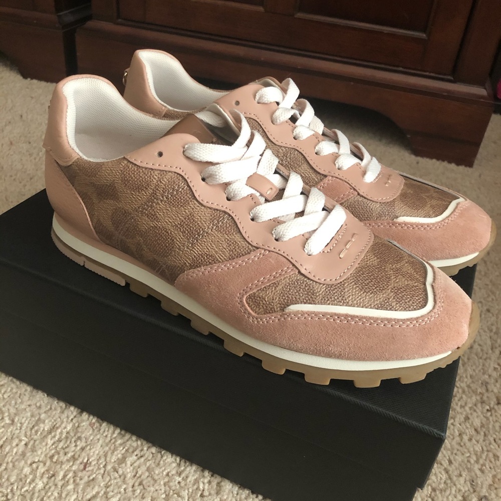 NEW - COACH SHOES ( TAN / BLUSH )